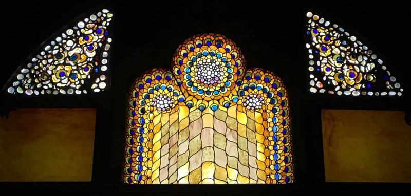 lunette window